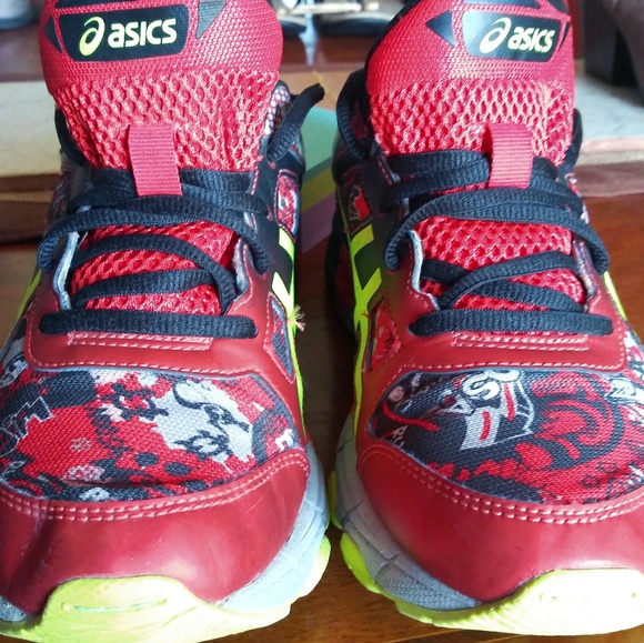 Asics running shoes - Picture 2 of 5